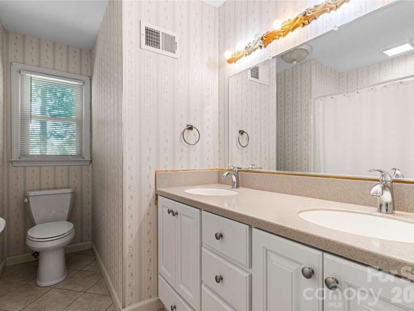 956 Providence Road, Lancaster, SC 29720.  MLS# CAR4383180, YatesRealty ID 26723. 