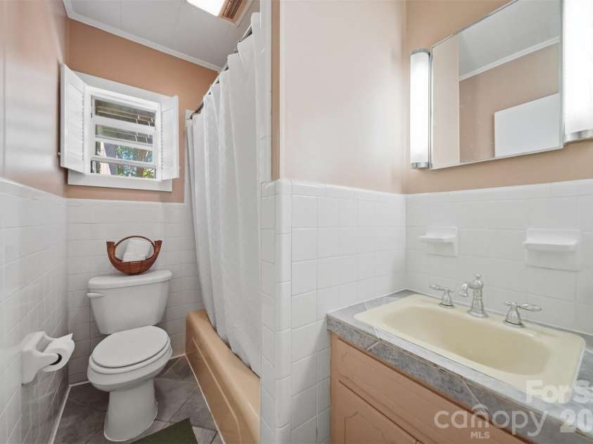 301 Corinth Church Circle, Casar, NC 28620.  MLS# CAR4385194, YatesRealty ID 26724. 
