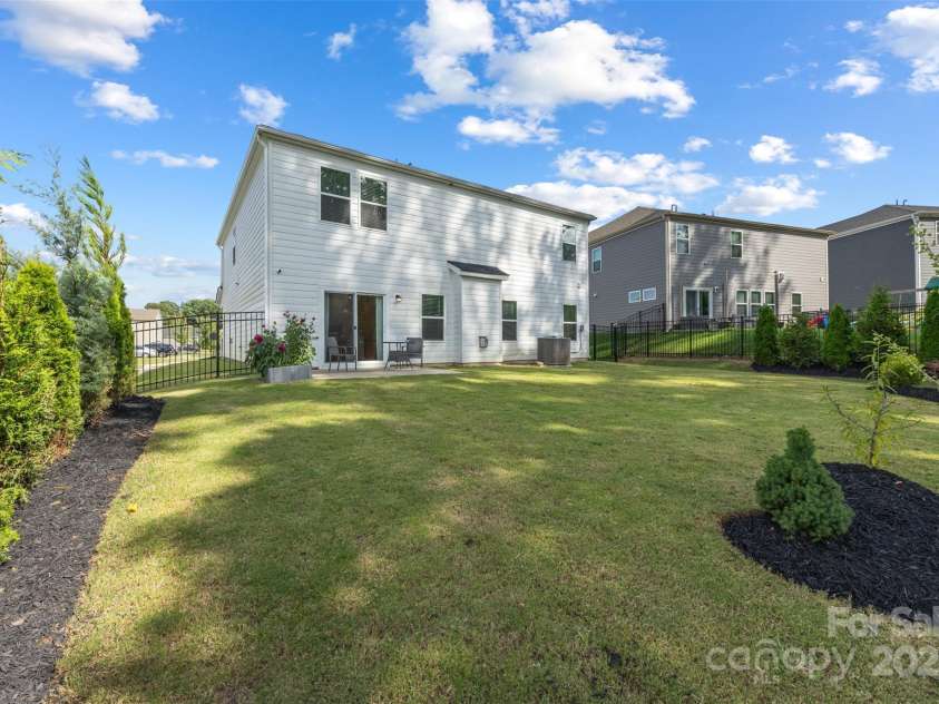 4046 Armstrong Farm Drive, Belmont, NC 28012.  MLS# CAR4274127, YatesRealty ID 26725. 