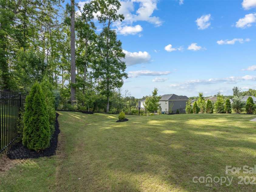 4046 Armstrong Farm Drive, Belmont, NC 28012.  MLS# CAR4274127, YatesRealty ID 26725. 