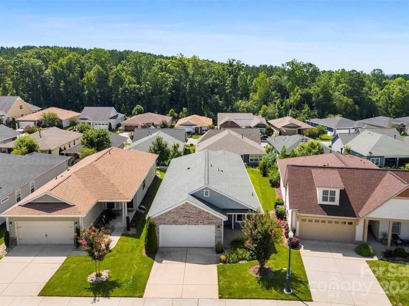 6172 Raven Rock Drive, Denver, NC 28037.  MLS# CAR4278652, YatesRealty ID 26726. 