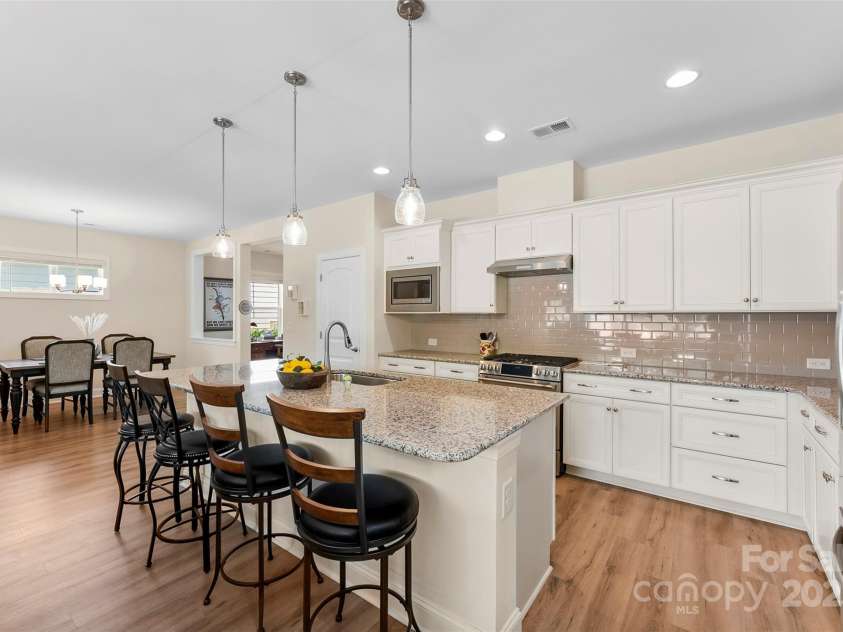 6172 Raven Rock Drive, Denver, NC 28037.  MLS# CAR4278652, YatesRealty ID 26726. 