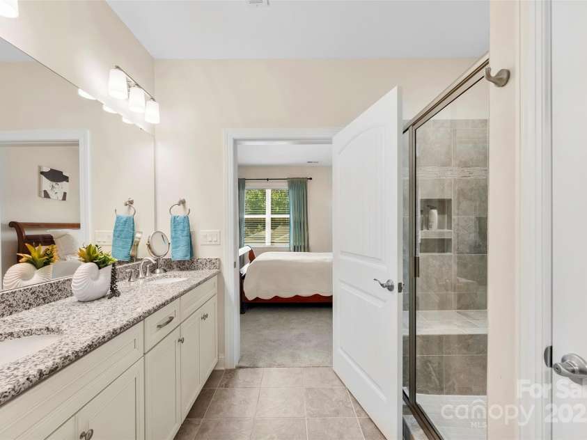 6172 Raven Rock Drive, Denver, NC 28037.  MLS# CAR4278652, YatesRealty ID 26726. 