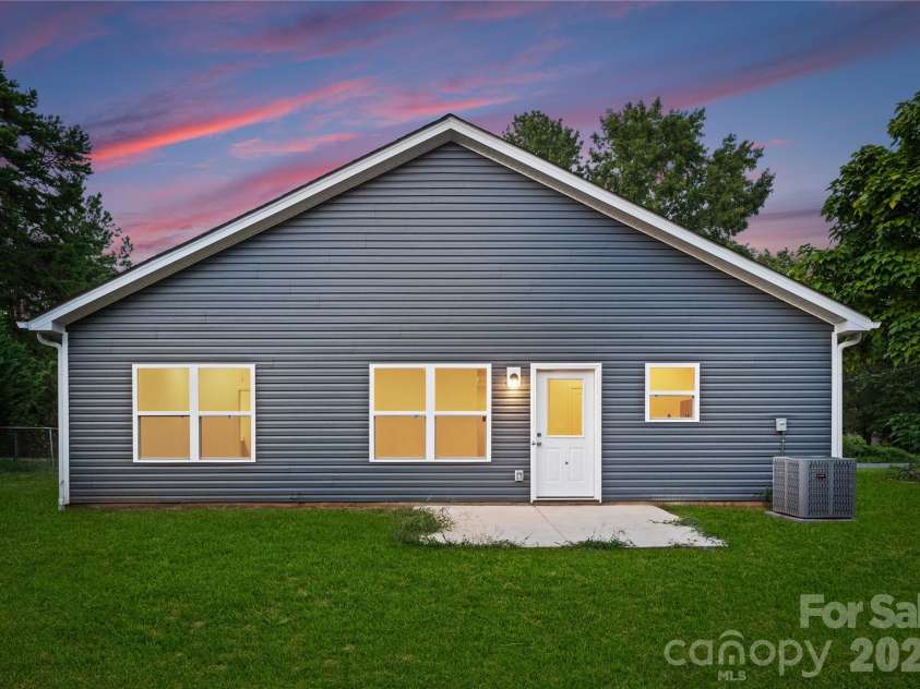 338 Field Drive, Troutman, NC 28166.  MLS# CAR4380559, YatesRealty ID 26727. Representation