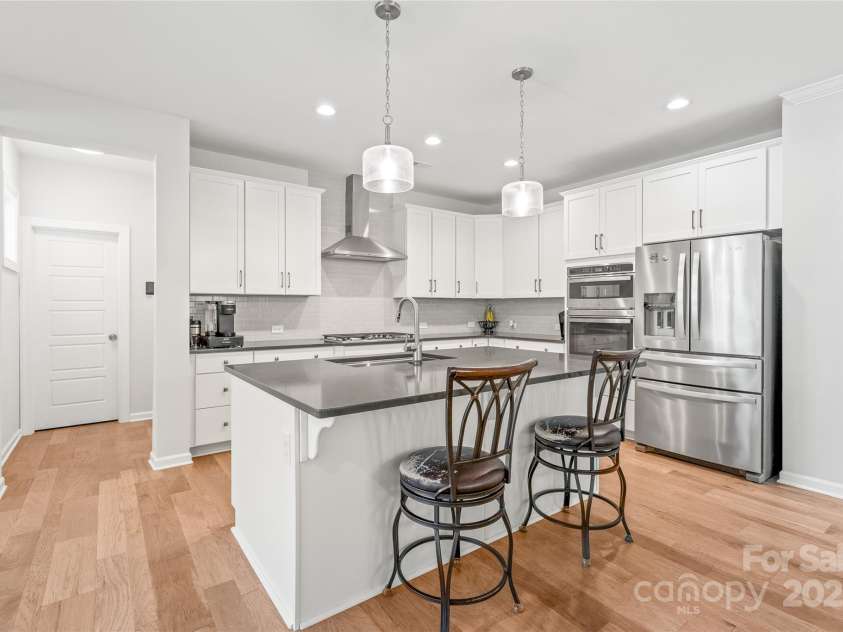 8100 Rolling Wheels Road, Charlotte, NC 28215.  MLS# CAR4278554, YatesRealty ID 26727. 