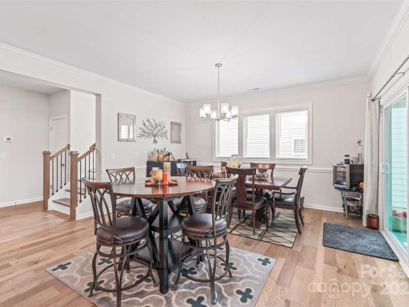 8100 Rolling Wheels Road, Charlotte, NC 28215.  MLS# CAR4278554, YatesRealty ID 26727. 