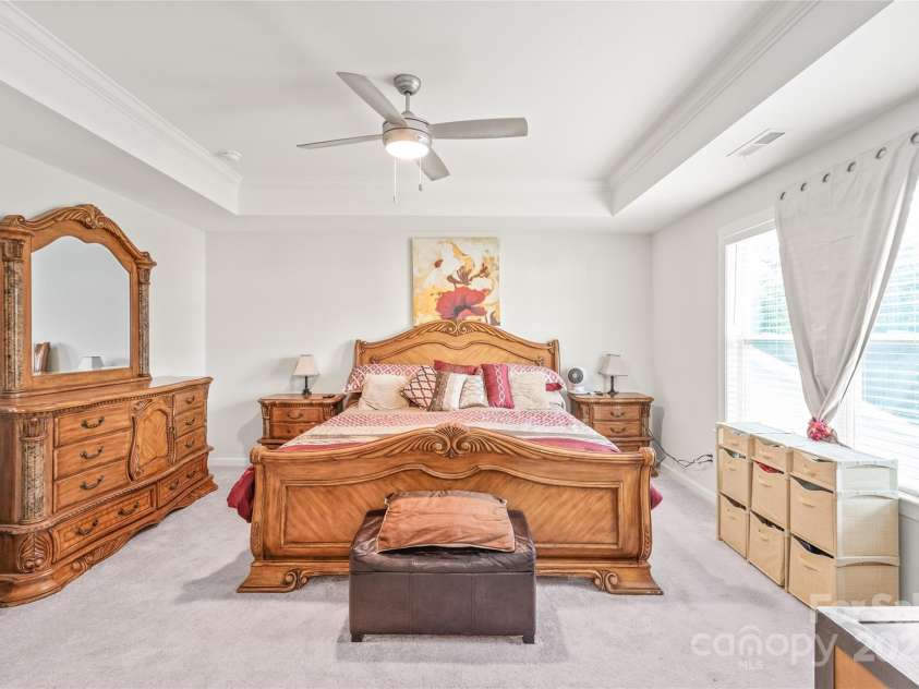 8100 Rolling Wheels Road, Charlotte, NC 28215.  MLS# CAR4278554, YatesRealty ID 26727. 