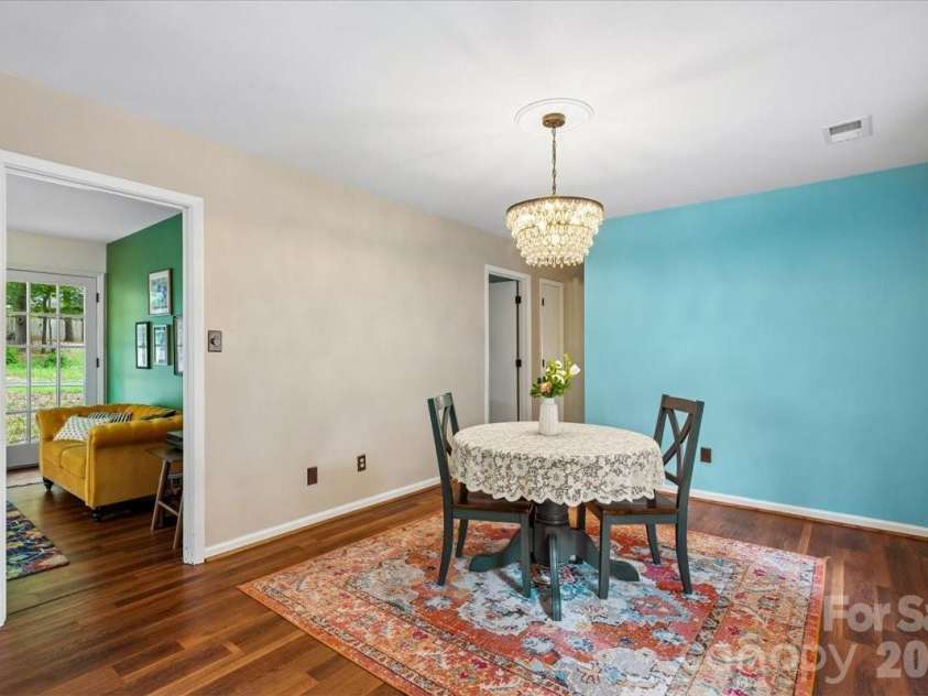 1005 Pinafore Drive, Charlotte, NC 28212.  MLS# CAR4380838, YatesRealty ID 26728. 