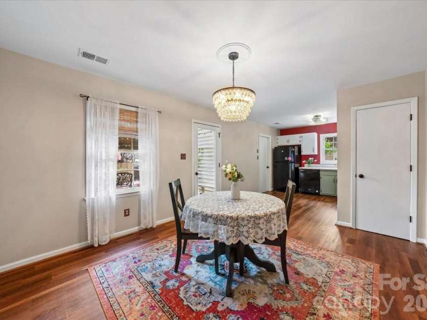 1005 Pinafore Drive, Charlotte, NC 28212.  MLS# CAR4380838, YatesRealty ID 26728. 