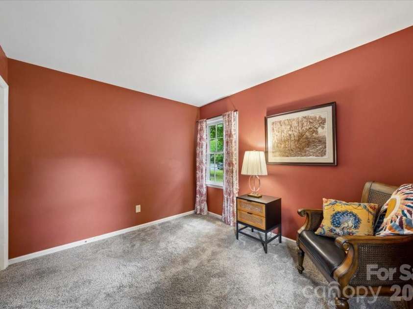 1005 Pinafore Drive, Charlotte, NC 28212.  MLS# CAR4380838, YatesRealty ID 26728. 