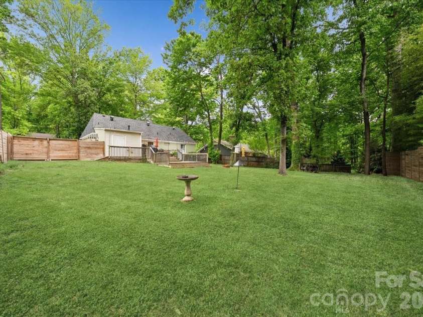 1005 Pinafore Drive, Charlotte, NC 28212.  MLS# CAR4380838, YatesRealty ID 26728. 