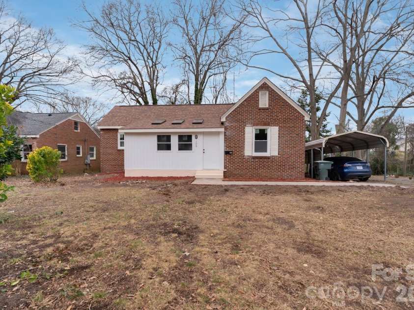 109 Belvedere Avenue, Gastonia, NC 28054.  MLS# CAR4342370, YatesRealty ID 2673. 