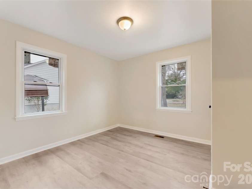 109 Belvedere Avenue, Gastonia, NC 28054.  MLS# CAR4342370, YatesRealty ID 2673. 
