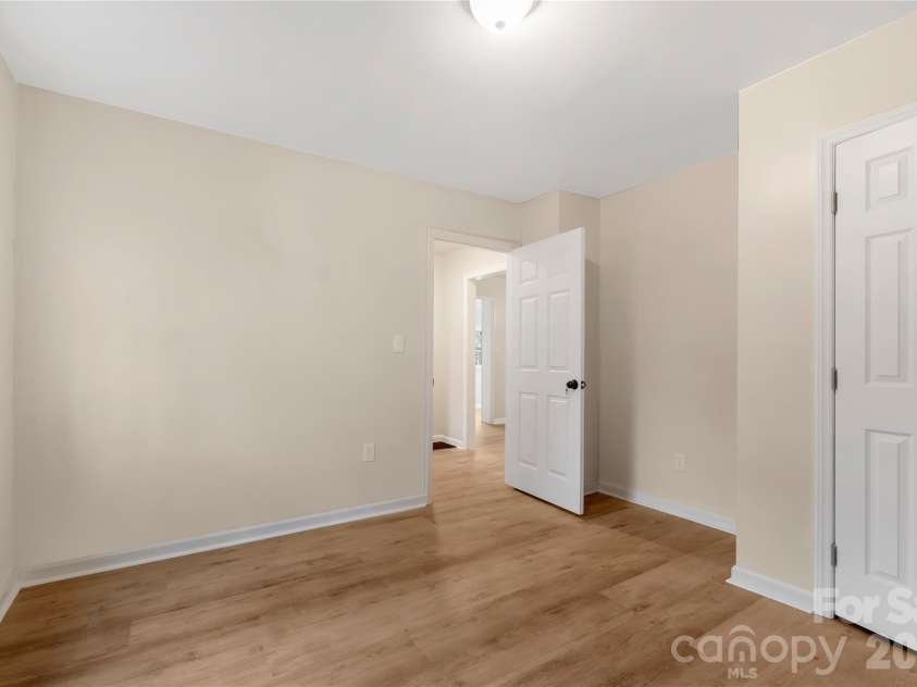 109 Belvedere Avenue, Gastonia, NC 28054.  MLS# CAR4342370, YatesRealty ID 2673. 