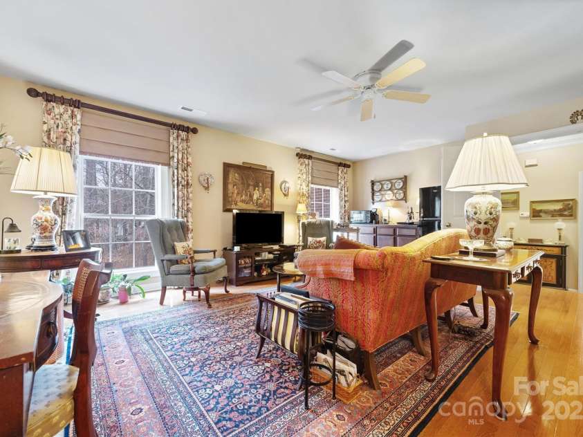 16308 Crystal Downs Lane, Charlotte, NC 28278.  MLS# CAR4326108, YatesRealty ID 2673. 2nd Bonus 