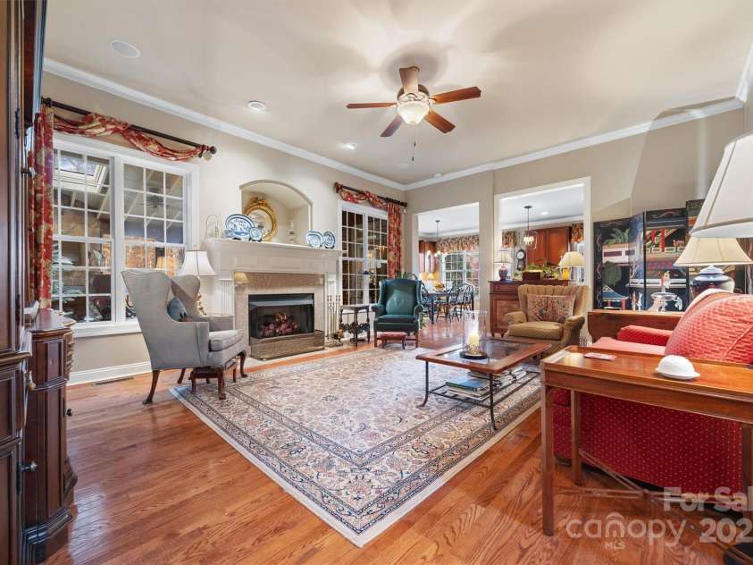 16308 Crystal Downs Lane, Charlotte, NC 28278.  MLS# CAR4326108, YatesRealty ID 2673. 