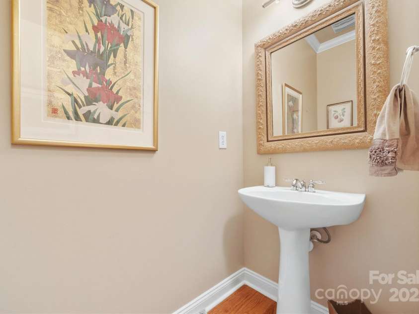 16308 Crystal Downs Lane, Charlotte, NC 28278.  MLS# CAR4326108, YatesRealty ID 2673. 