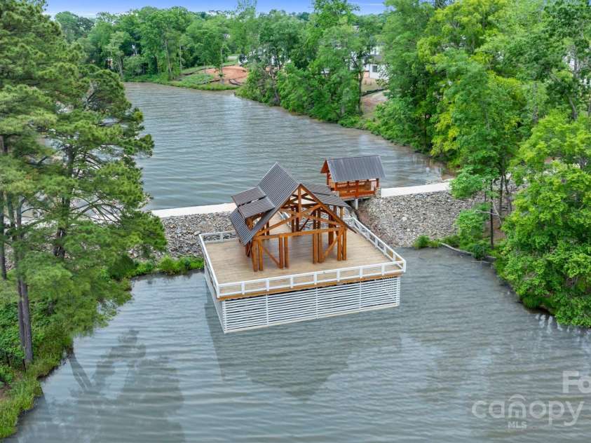 407 Crepe Myrtle Lane, Weddington, NC 28104.  MLS# CAR4200048, YatesRealty ID 2673. 