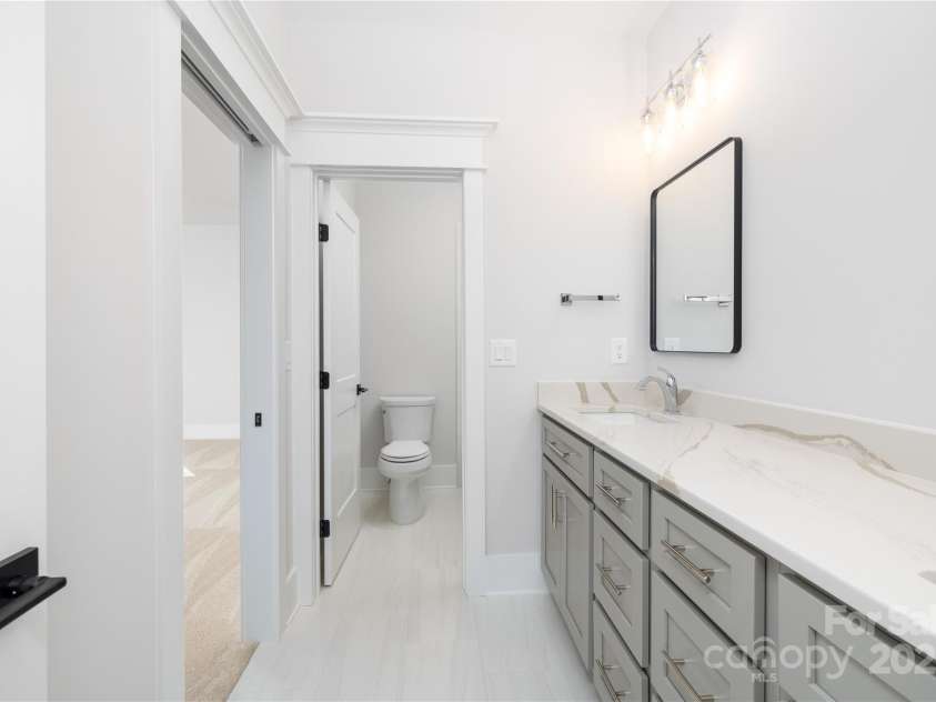 111 Monbo Meadows Lane, Statesville, NC 28677.  MLS# CAR4281404, YatesRealty ID 26730. Secondary Bathroom