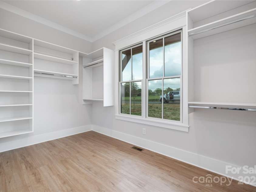 111 Monbo Meadows Lane, Statesville, NC 28677.  MLS# CAR4318689, YatesRealty ID 26730. Primary Closet