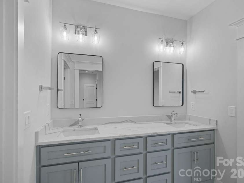 111 Monbo Meadows Lane, Statesville, NC 28677.  MLS# CAR4336887, YatesRealty ID 26730. 