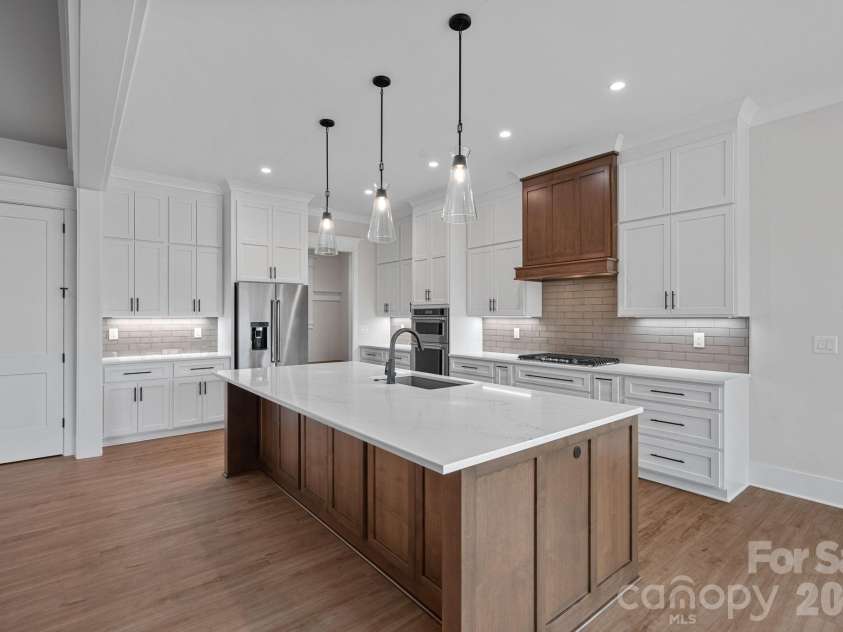 111 Monbo Meadows Lane, Statesville, NC 28677.  MLS# CAR4336887, YatesRealty ID 26730. Top of the line Kitchen Aid appliances.