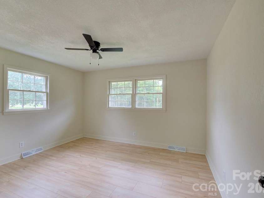 1195 Holly Springs Road, Lyman, SC 29365.  MLS# CAR4387941, YatesRealty ID 26730. Bedroom 3