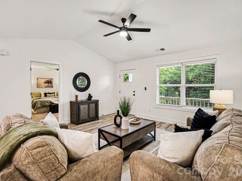 1795 Union Street, Maiden, NC 28650.  MLS# CAR4386084, YatesRealty ID 26731. 