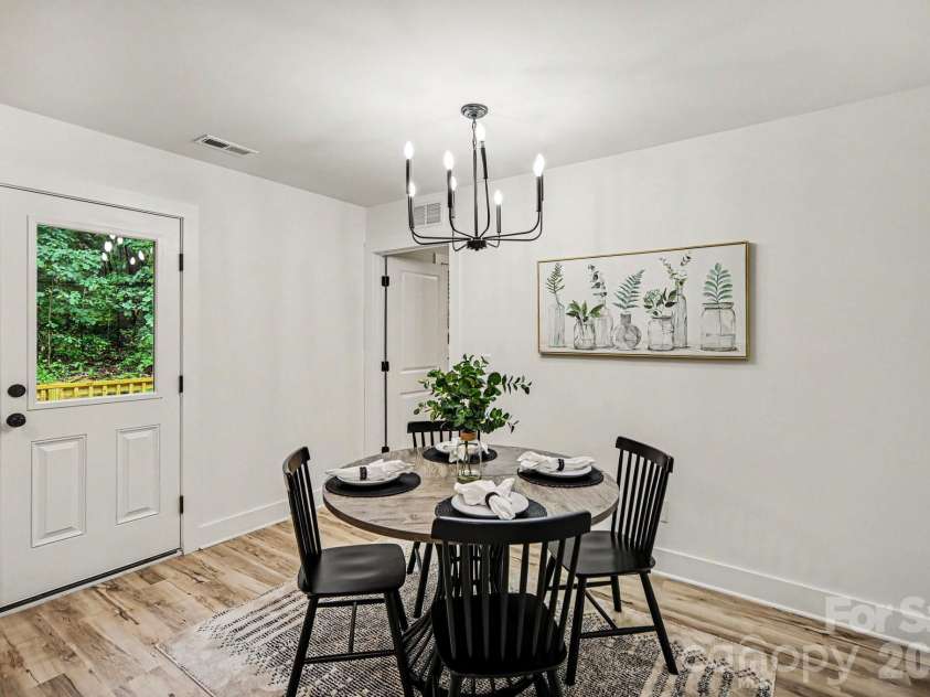 1795 Union Street, Maiden, NC 28650.  MLS# CAR4386084, YatesRealty ID 26731. 