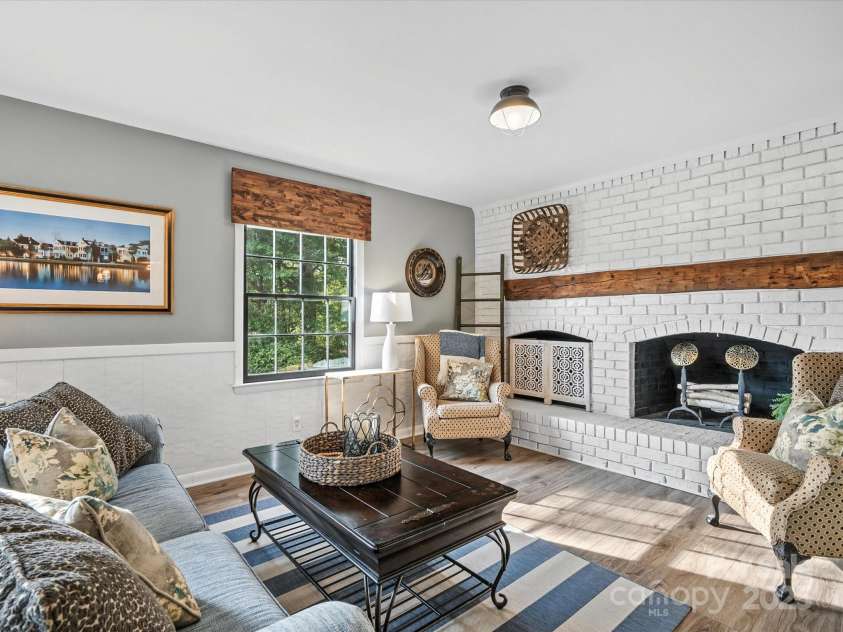 102 Ridge Avenue, Clover, SC 29710.  MLS# CAR4281882, YatesRealty ID 26732. 