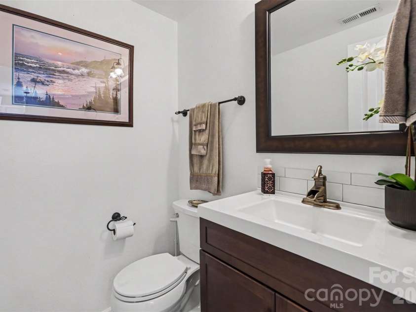 264 Brookstone Drive, Mount Holly, NC 28120.  MLS# CAR4376740, YatesRealty ID 26732. 