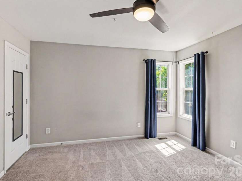 264 Brookstone Drive, Mount Holly, NC 28120.  MLS# CAR4376740, YatesRealty ID 26732. 