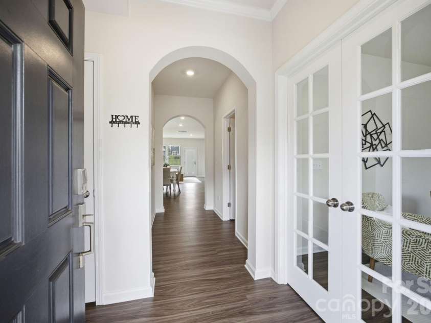 234 Hamptons Cove Road, Troutman, NC 28166.  MLS# CAR4386490, YatesRealty ID 26733. Entryway