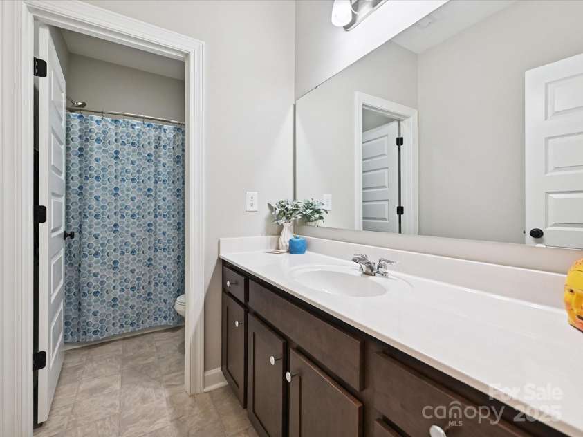 742 Penny Royal Avenue, Fort Mill, SC 29715.  MLS# CAR4282210, YatesRealty ID 26733. 