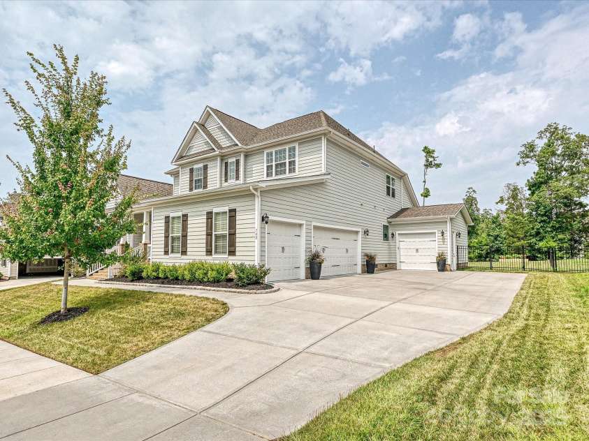 742 Penny Royal Avenue, Fort Mill, SC 29715.  MLS# CAR4282210, YatesRealty ID 26733. 