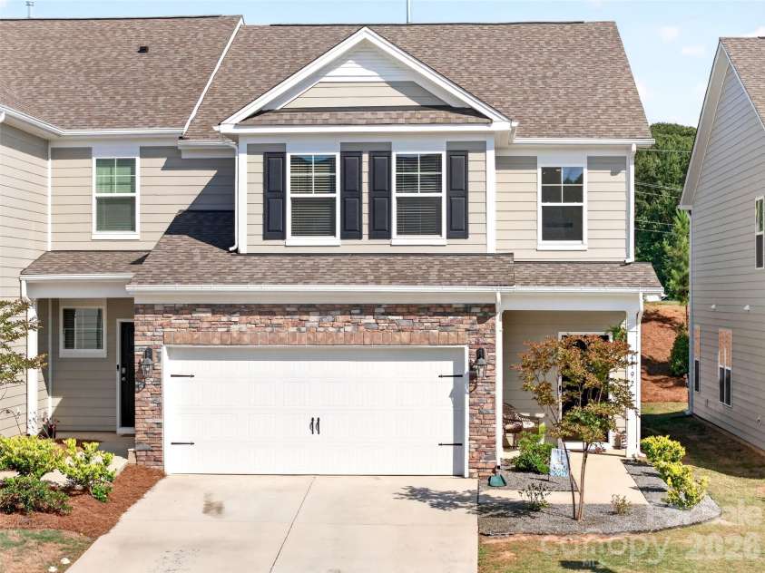 4192 Steel Way, Sherrills Ford, NC 28673.  MLS# CAR4383592, YatesRealty ID 26734. 