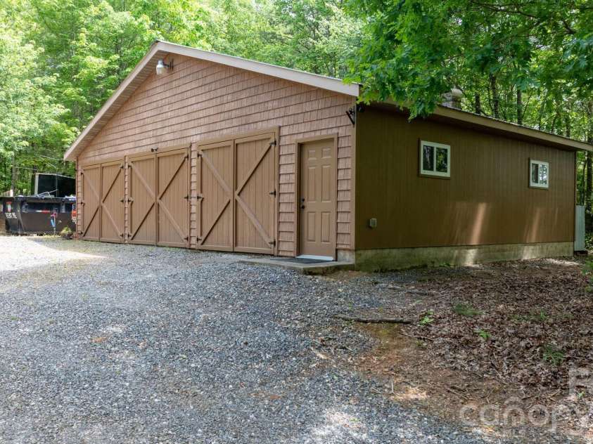 4586 Charlotte Street, Conover, NC 28613.  MLS# CAR4337899, YatesRealty ID 26736. 