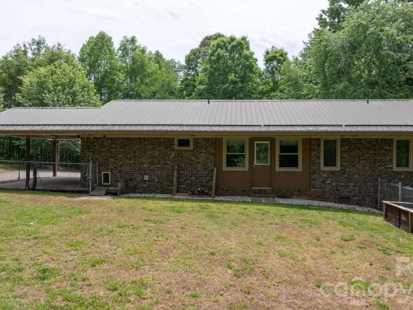 4586 Charlotte Street, Conover, NC 28613.  MLS# CAR4337899, YatesRealty ID 26736. 