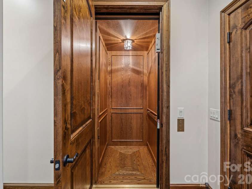 170 Fawn Lane, Mooresville, NC 28117.  MLS# CAR4383666, YatesRealty ID 26737. Elevator