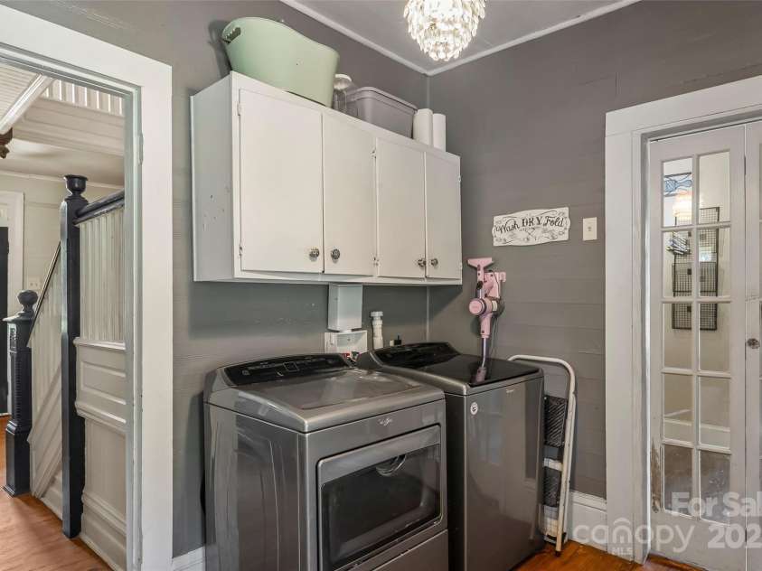 202 Central Avenue, Catawba, NC 28609.  MLS# CAR4277825, YatesRealty ID 26737. 