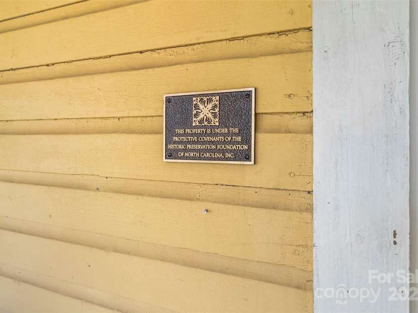 202 Central Avenue, Catawba, NC 28609.  MLS# CAR4277825, YatesRealty ID 26737. 