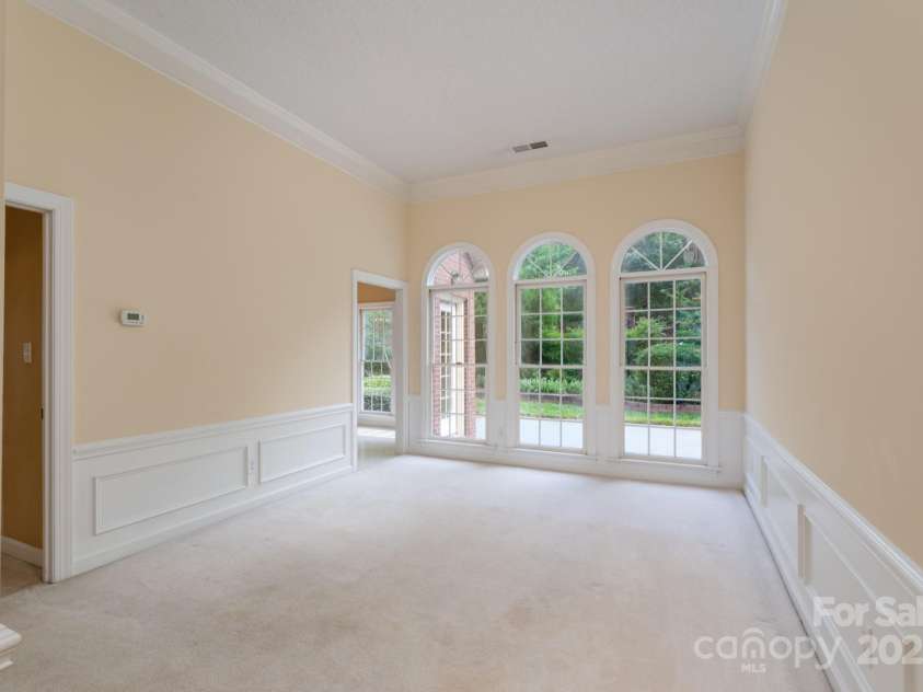 10511 Pullengreen Drive, Charlotte, NC 28277.  MLS# CAR4278829, YatesRealty ID 26738. 