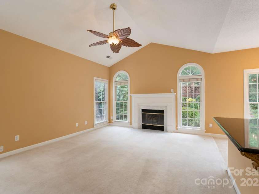 10511 Pullengreen Drive, Charlotte, NC 28277.  MLS# CAR4278829, YatesRealty ID 26738. 