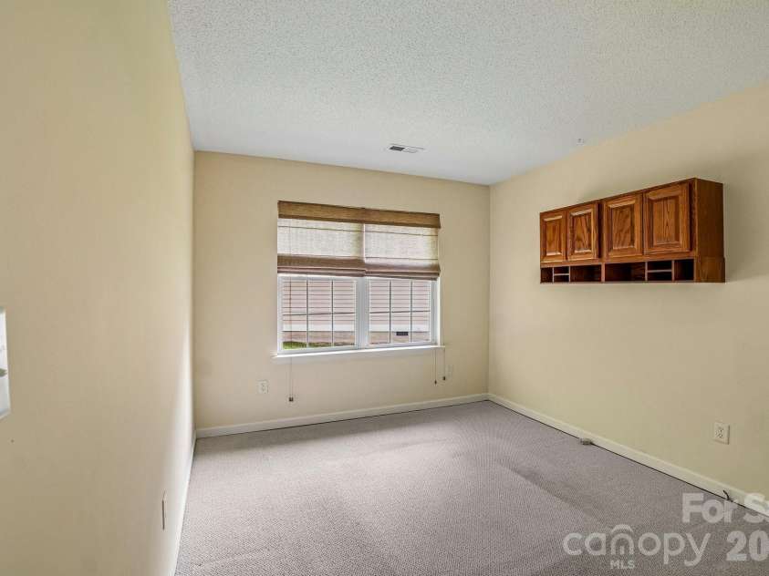 263 Fairway View Drive, Etowah, NC 28729.  MLS# CAR4387888, YatesRealty ID 26739. 