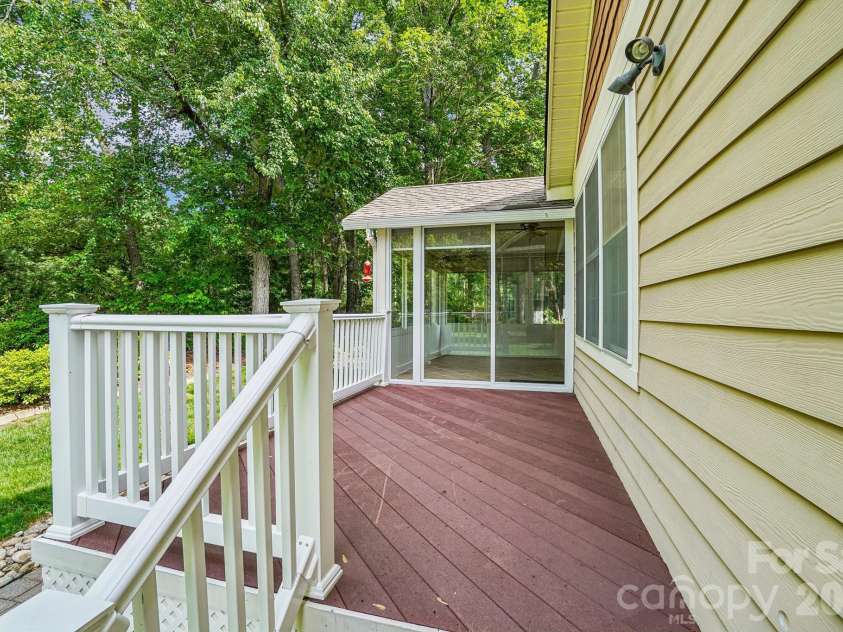 263 Fairway View Drive, Etowah, NC 28729.  MLS# CAR4387888, YatesRealty ID 26739. 