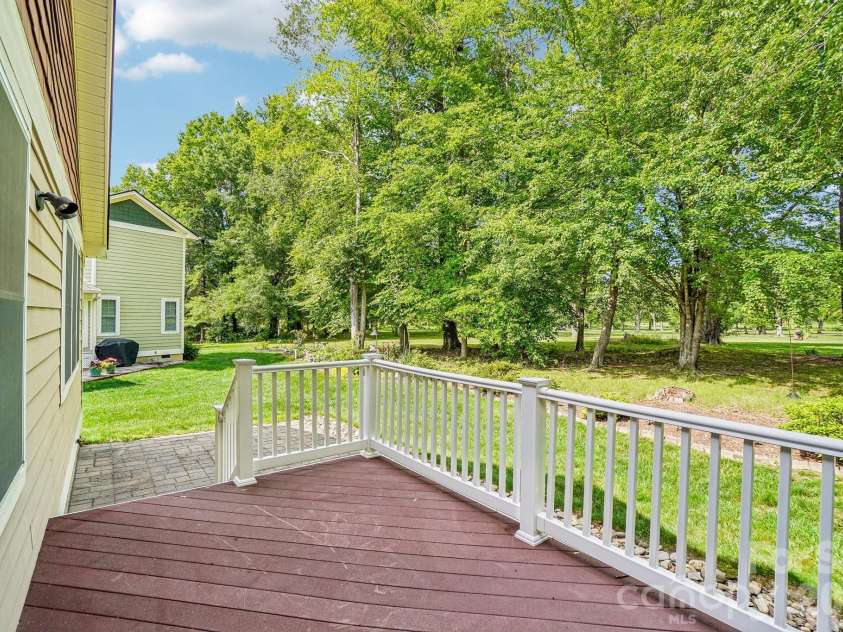 263 Fairway View Drive, Etowah, NC 28729.  MLS# CAR4387888, YatesRealty ID 26739. 