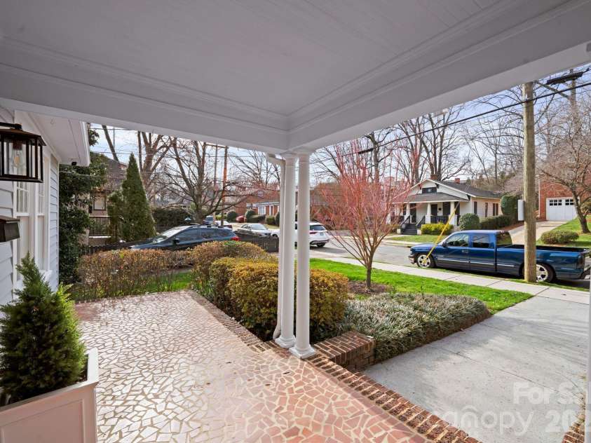 1207 Buchanan Street, Charlotte, NC 28203.  MLS# CAR4335653, YatesRealty ID 2674. Front Porch 