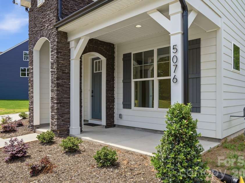 5076 McLaughlin Loop, Waxhaw, NC 28173.  MLS# CAR4334709, YatesRealty ID 26740. Front Porch