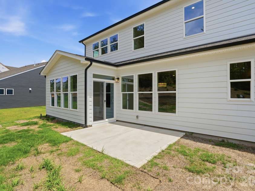 5076 McLaughlin Loop, Waxhaw, NC 28173.  MLS# CAR4334709, YatesRealty ID 26740. Patio