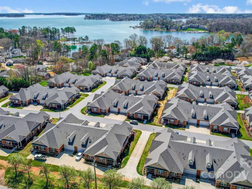 8146 Viscount Court, Denver, NC 28037.  MLS# CAR4232658, YatesRealty ID 26740. 